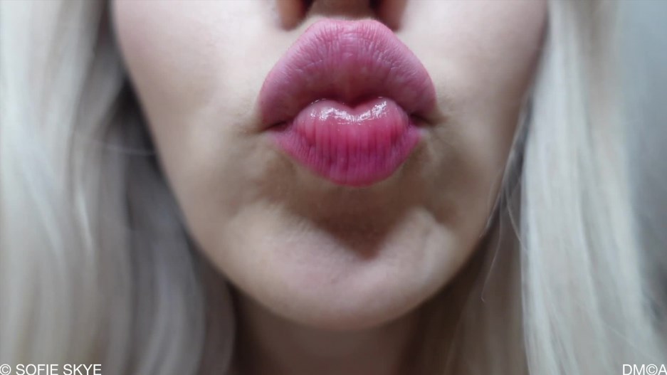 Sofie Skye - Girlfriend Kissing Fetish Cuck Training